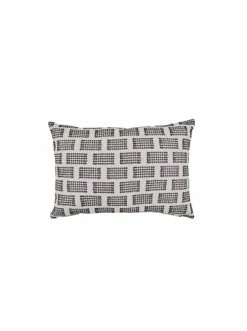 Am billigsten 🌟 Heimtextilien BELLA MAISON Dekokissen Lake In Black Günstig Kaufen 😍