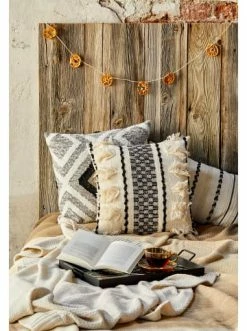 Bestpreis ✔️ Heimtextilien BELLA MAISON Dekokissen Marion In Schwarz Günstig Kaufen 😍 6 Bestpreis ✔️ Heimtextilien BELLA MAISON Dekokissen Marion In Schwarz Günstig Kaufen 😍 -bella-maison Verkaufsladen bella maison dekokissen marion in schwarz 2