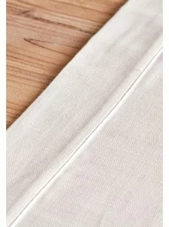 Bestes Angebot 🔔 Küche BELLA MAISON Tischdecke Basic In Weiss Günstig Kaufen 🎁 -bella-maison Verkaufsladen bella maison tischdecke basic in weiss 2